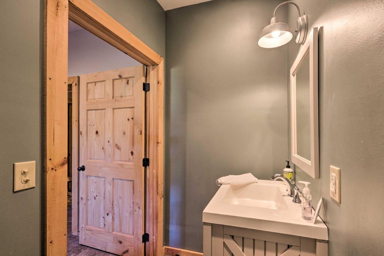 Pet-Friendly Blue Ridge, Cherokee Forest Retreat! Greeneville Exterior foto